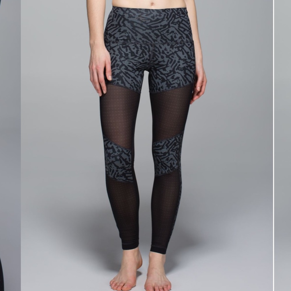 Lululemon Hot to Street leggings